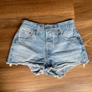Levi’s 501 shorts